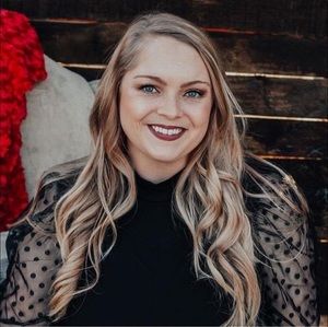 Meet your Posher, Brianna